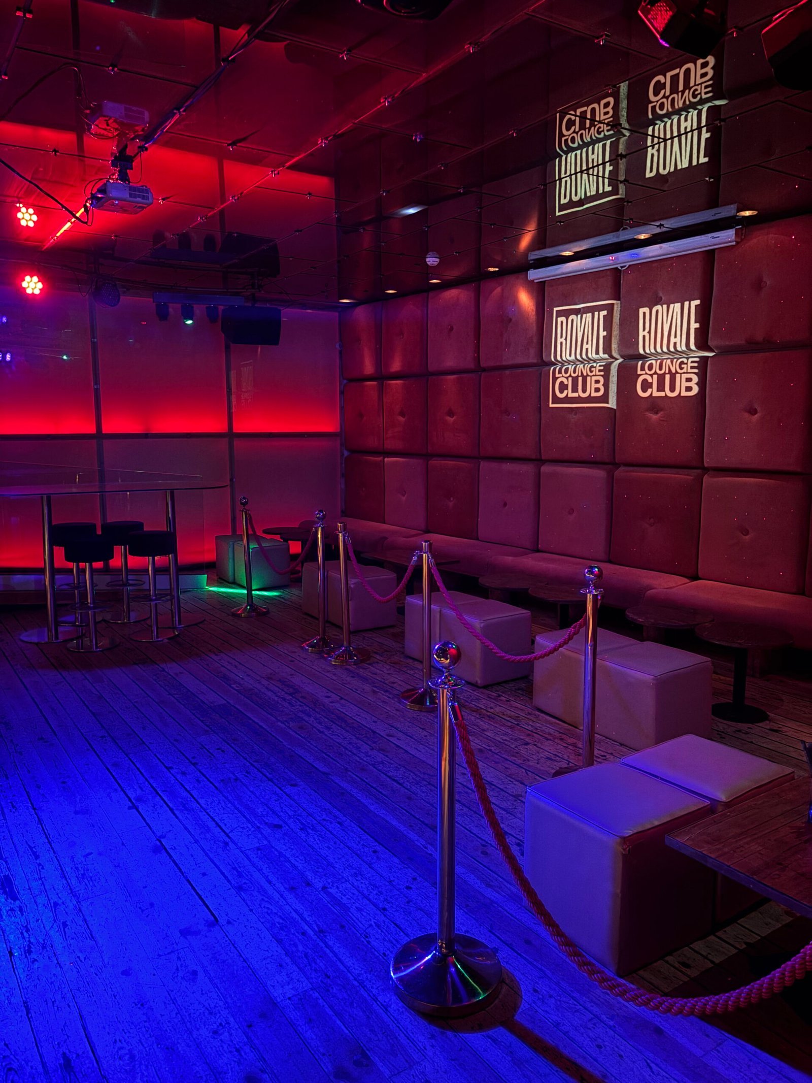 Royale Club Barcelona 5